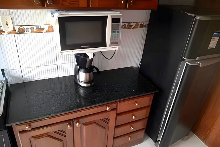 Apto 02 QTS com garagem grátis.