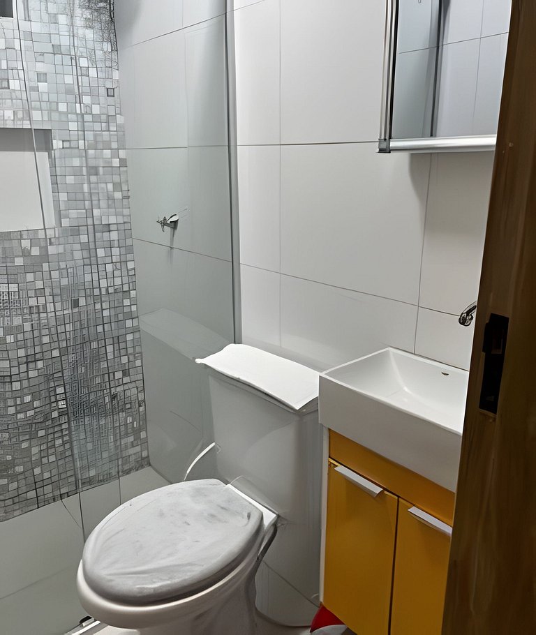 203 Apto 2qtos Prático e confortável