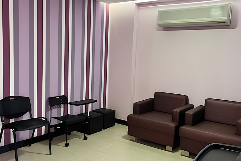 Apto 2 quartos com garagem