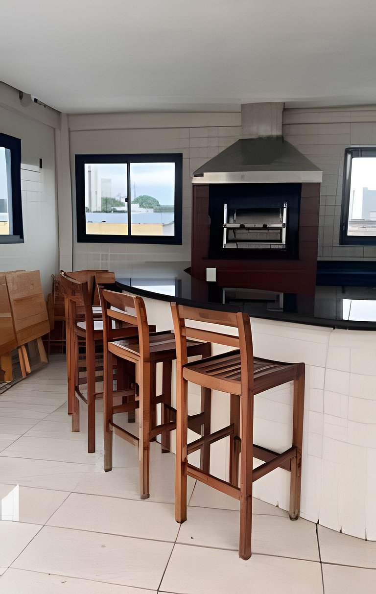 Apto 2 quartos com garagem