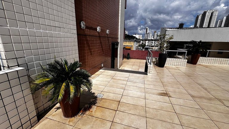 Apto 2 quartos com garagem