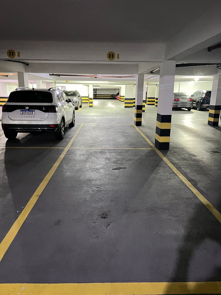 Apto 2 quartos com garagem