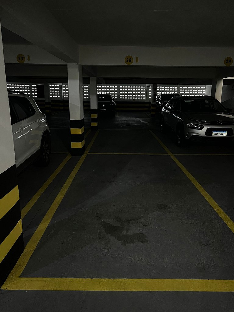 Apto 2 quartos com garagem