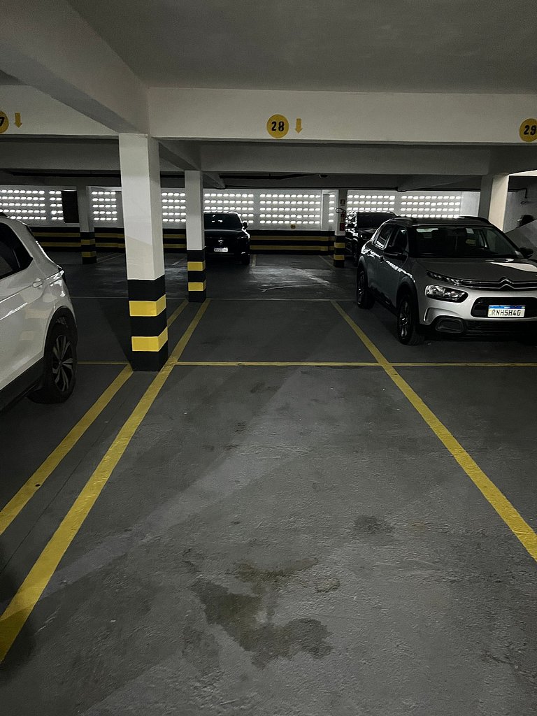 Apto 2 quartos com garagem