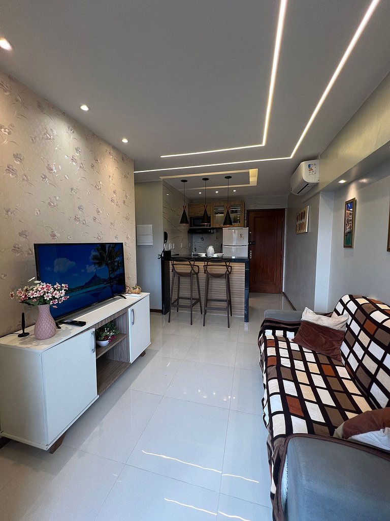 Apto 2 quartos com garagem